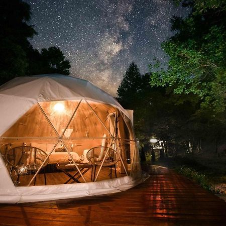 Solace Glamping 2 Sevierville Buitenkant foto
