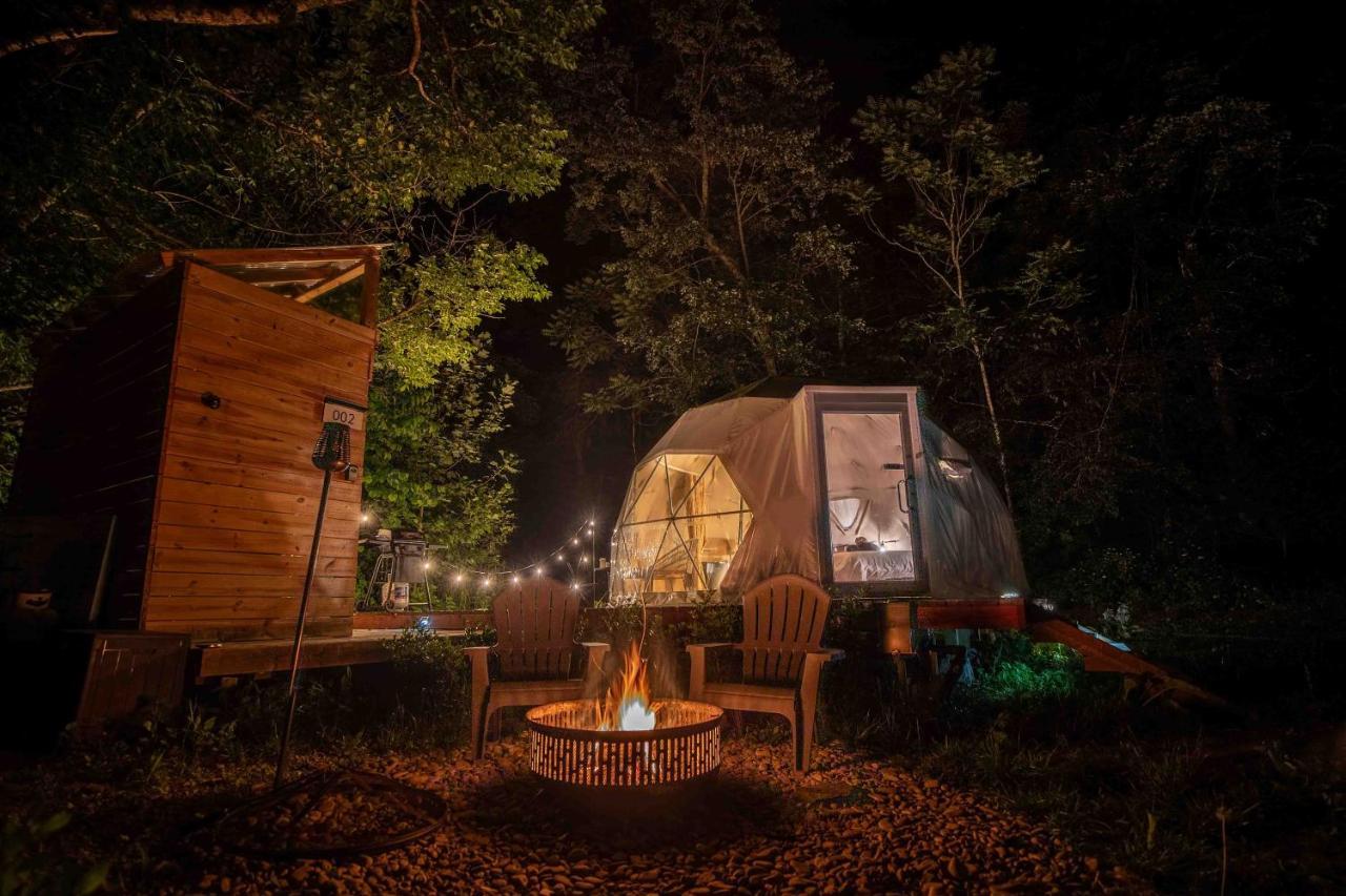 Solace Glamping 2 Sevierville Buitenkant foto